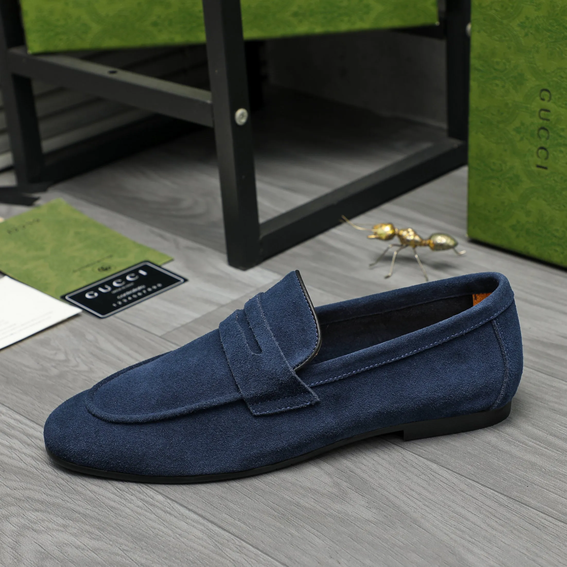 Men's shoes 💰p400 Product trademark: GUCCI "Gucci" business casual leather shoes Regular size: 38-46 (38.45.46 custom-made, non-returnable) Product materials: Selected suede cowhide upper, cowhide lining, original rubber outsole